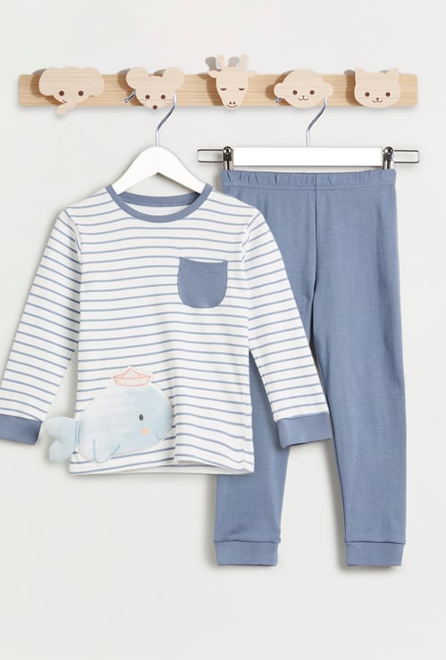 Juniors Whale Applique T-shirt and Joggers Set
