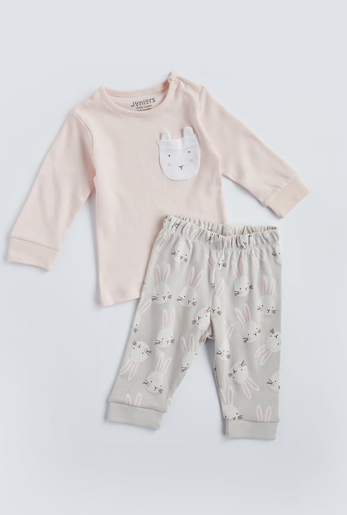 Juniors Bunny Print T-shirt and Jogger Set