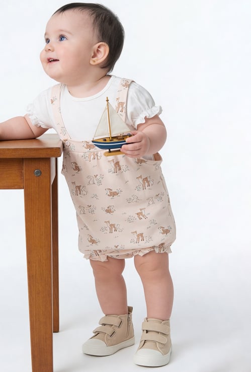 Juniors Printed Dungaree with T-shirt Set