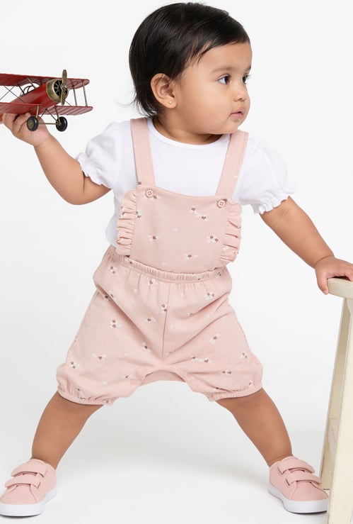 Juniors Printed Dungaree and T-shirt Set