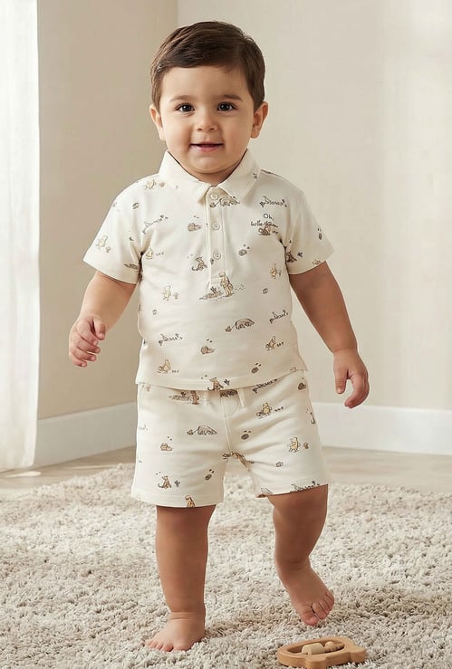 Juniors Winnie the Pooh Print Polo T-shirt and Shorts Set