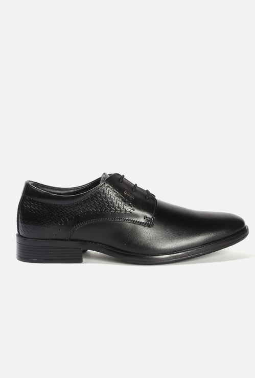 LEE COOPER Chevron Patterned Leather Derby Shoes