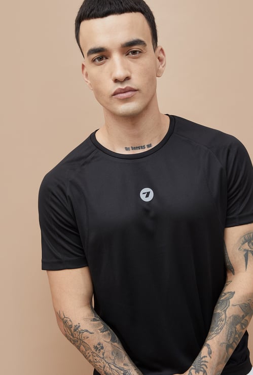 FAME FOREVER ACTIVE Textured Athletic T-shirt