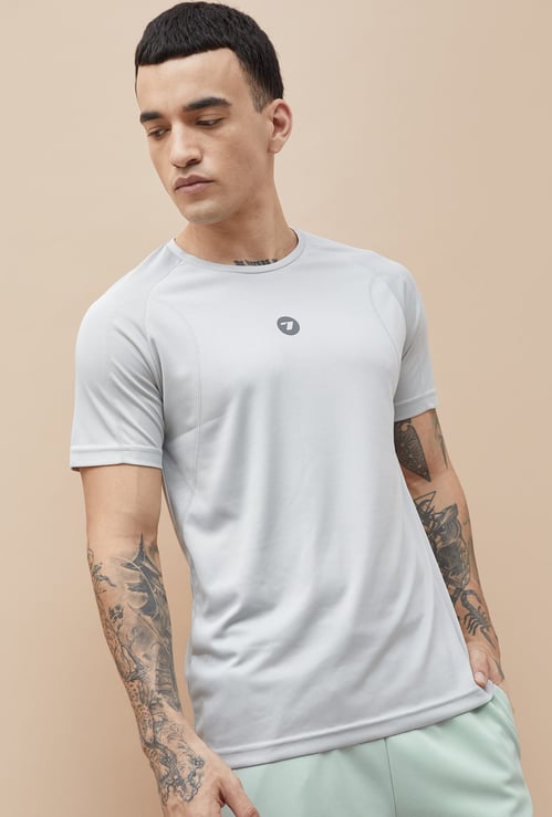 FAME FOREVER ACTIVE Textured Athletic T-shirt