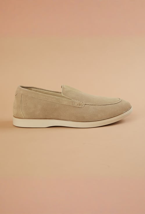 CODE Textured Loafers