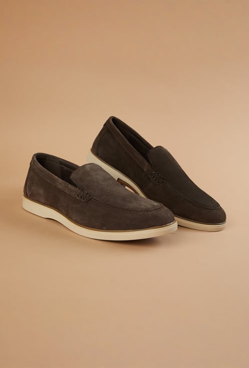 CODE Textured Loafers