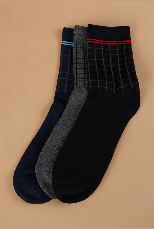 CODE Patterned Knit Crew Length Socks - Pack of 3