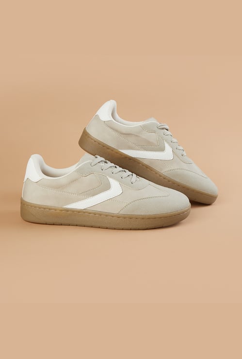 GINGER Sneakers with Contrast Ovelays