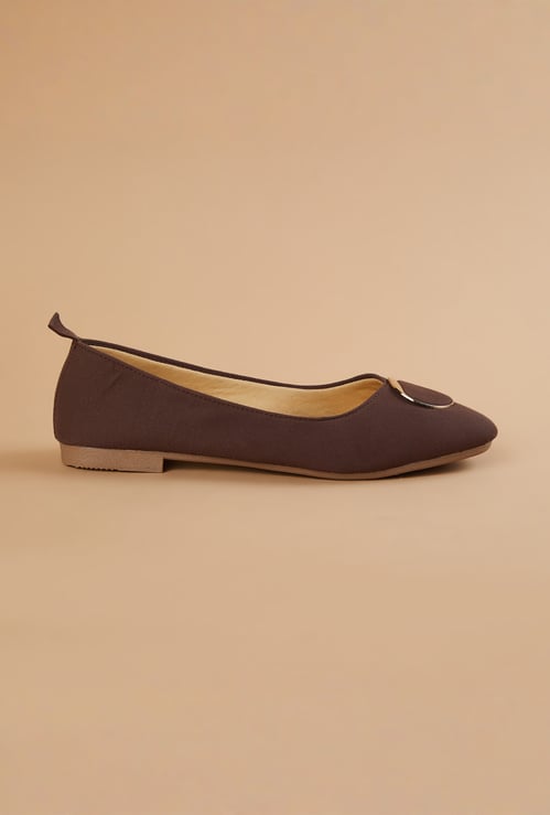 CODE Ballerinas with Metallic Accent