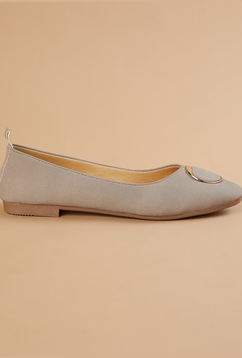 CODE Ballerinas with Metallic Accent