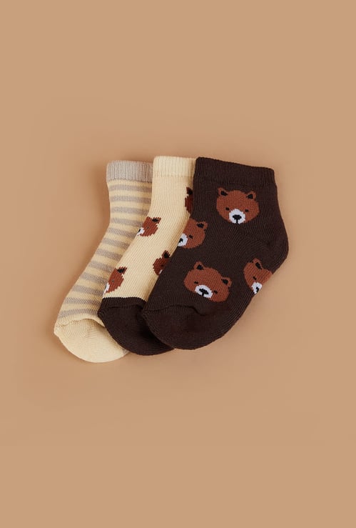FAME FOREVER Assorted Ankle Length Socks - Pack of 3