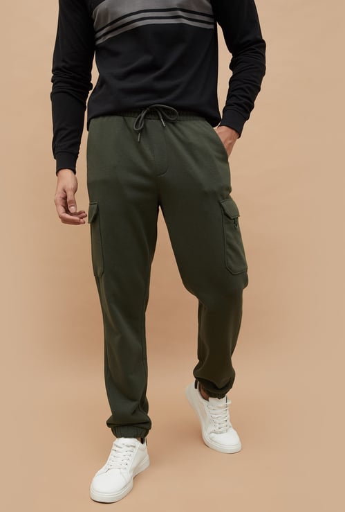 FAME FOREVER Solid Cargo Joggers
