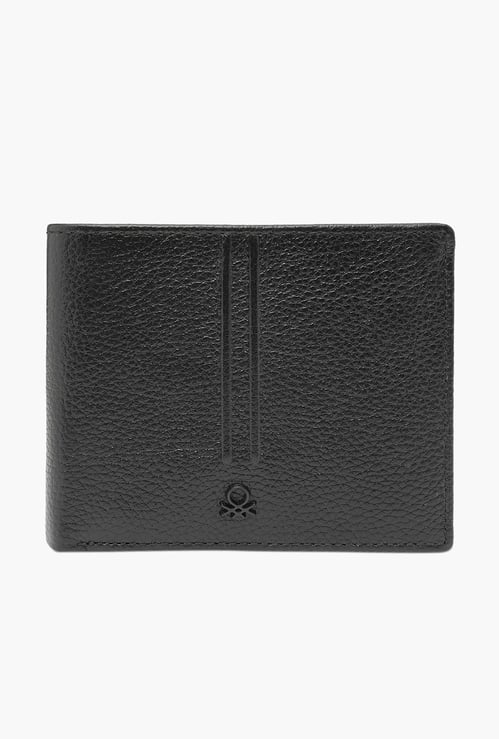 UNITED COLORS OF BENETTON Textured Bi-Fold Wallet