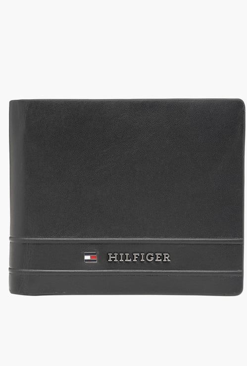 TOMMY HILFIGER Metal Branding Bi-Fold Wallet
