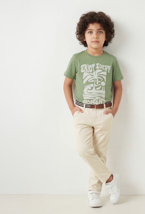 FAME FOREVER Boys Solid Slim Fit Trousers with Belt