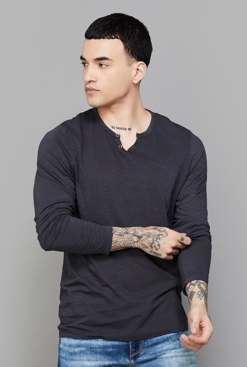 JACK & JONES Textured Henley Neck T-shirt