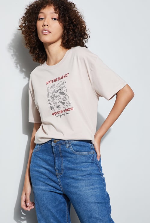 FAME FOREVER Graphic Print T-shirt
