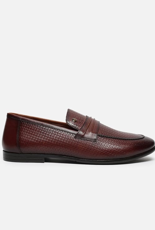 LOUIS PHILIPPE Textured Slip-Ons