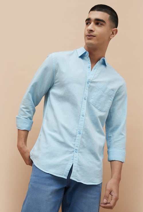 FAME FOREVER Solid Slim Fit Shirt