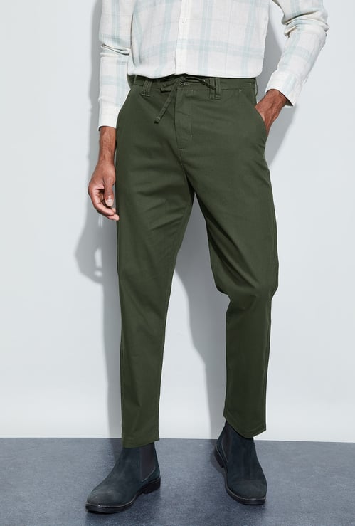 CODE UNWIND Solid Regular Fit Trousers