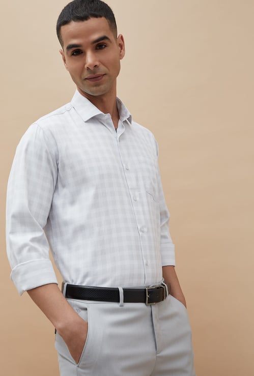 CODE Checked Regular Fit Formal Shirt