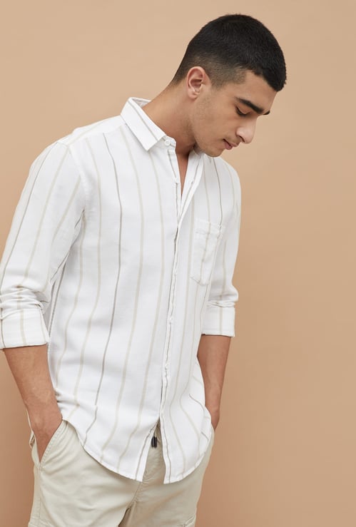 FAME FOREVER Striped Smart Fit Shirt
