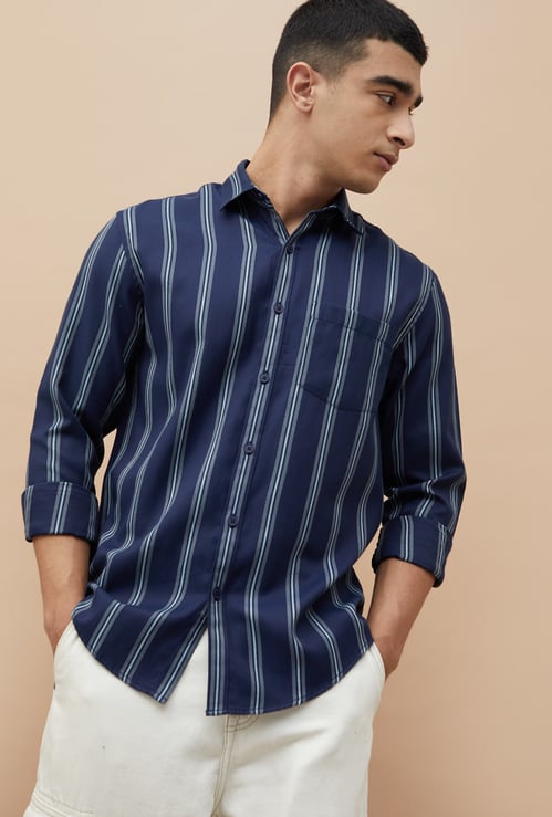 FAME FOREVER Striped Smart Fit Shirt