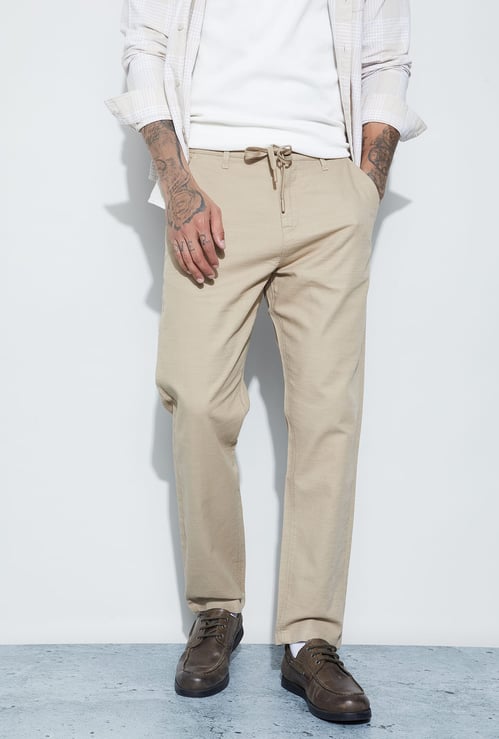 FAME FOREVER Solid Regular Fit Trousers