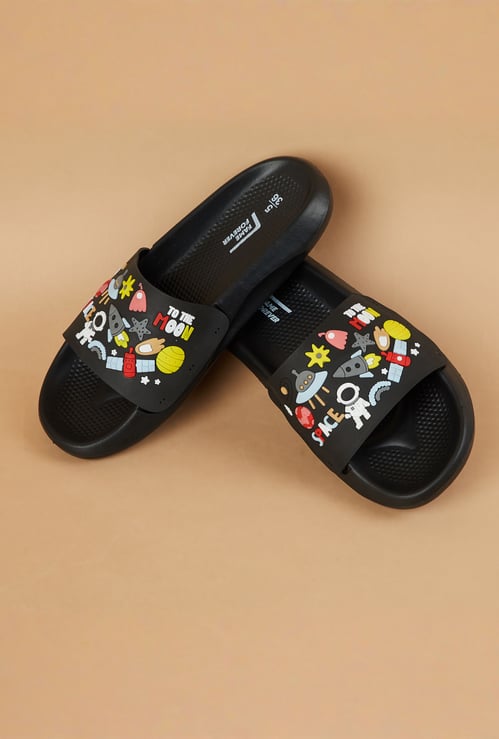 FAME FOREVER Boys Motif Detailed Sliders