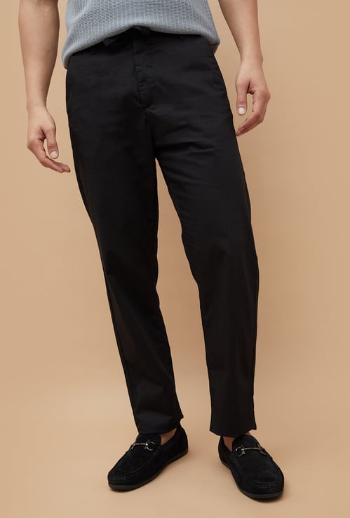 CODE UNWIND Solid Regular Fit Trousers