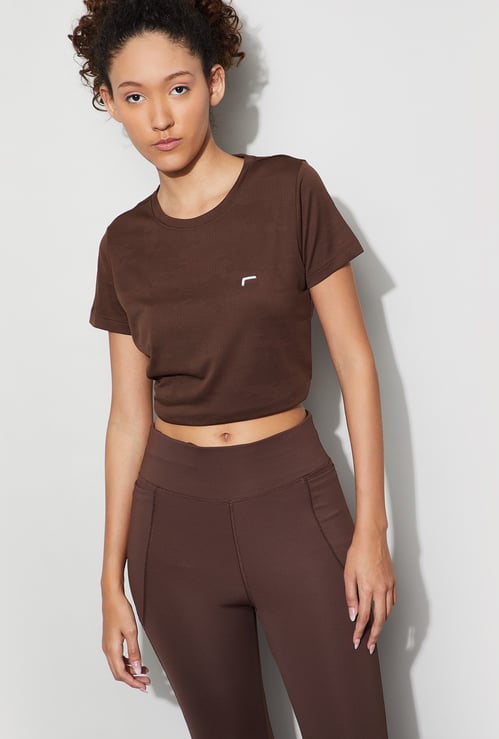 FAME FOREVER ACTIVE Textured T-shirt