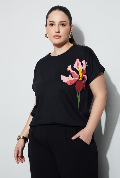 NEXUS Floral Print Round Neck T-shirt