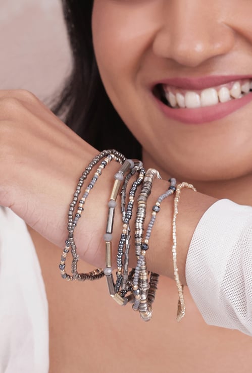 TONIQ Beaded Stacked Bracelets - Pack of 8