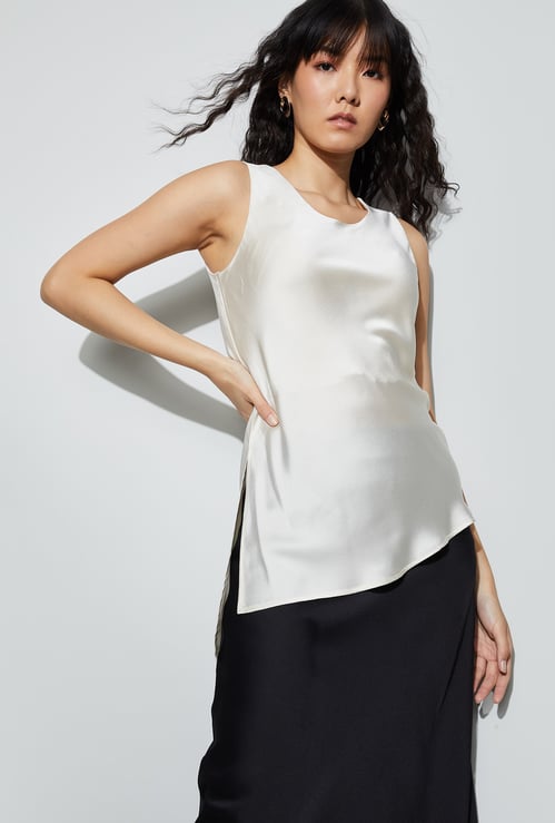 CODE Solid Sleeveless Top
