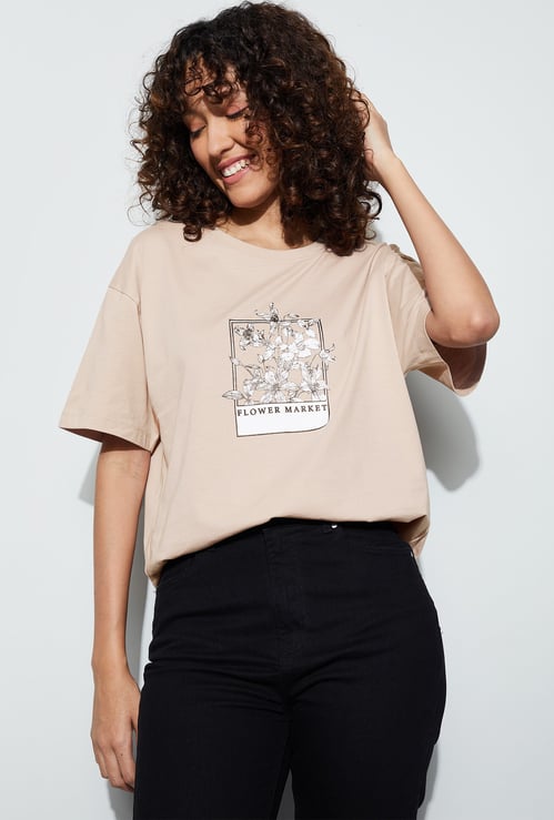 FAME FOREVER Graphic Print T-shirt