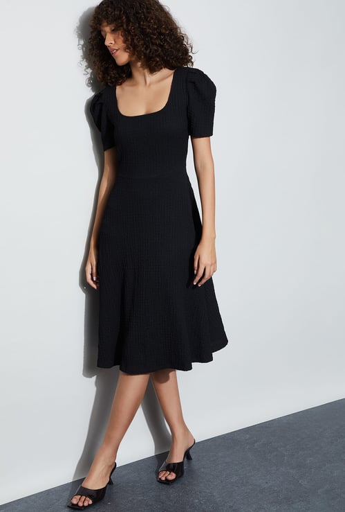 CODE Textured Puff Sleeves Midi Dress