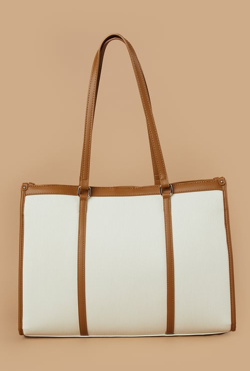 GINGER Textured Shoulder Bag