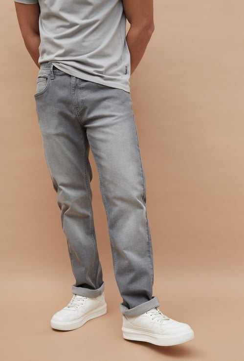 DENIMIZE Light Washed Slim Straight Jeans