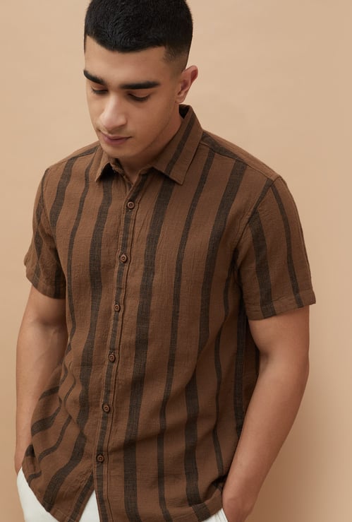 FAME FOREVER Striped Smart Fit Shirt