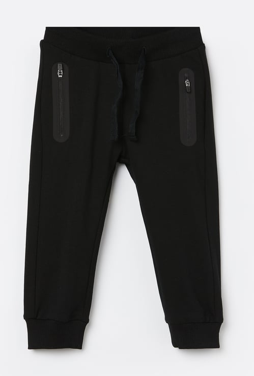 UNITED COLORS OF BENETTON Boys Solid Joggers with Zip Pockets