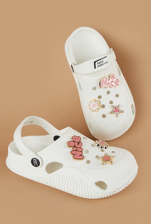 FAME FOREVER Girls Embellished Charms Clogs