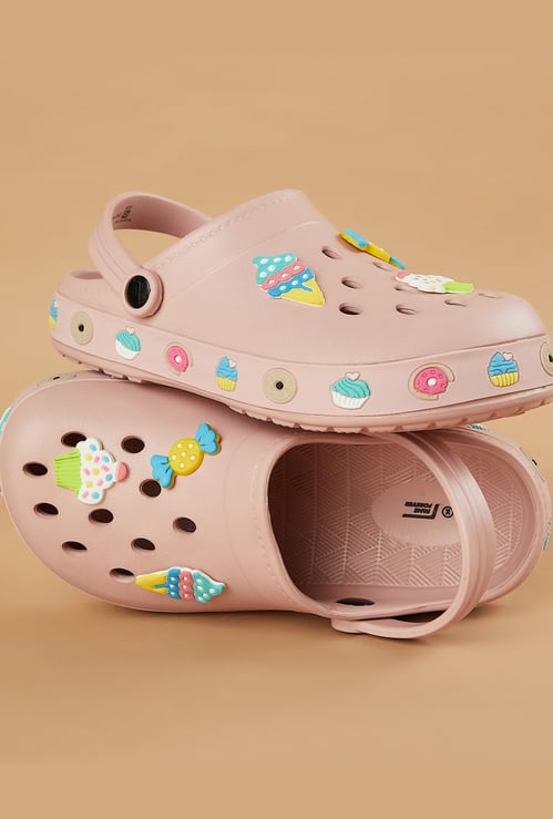 FAME FOREVER Girls Charms Clogs