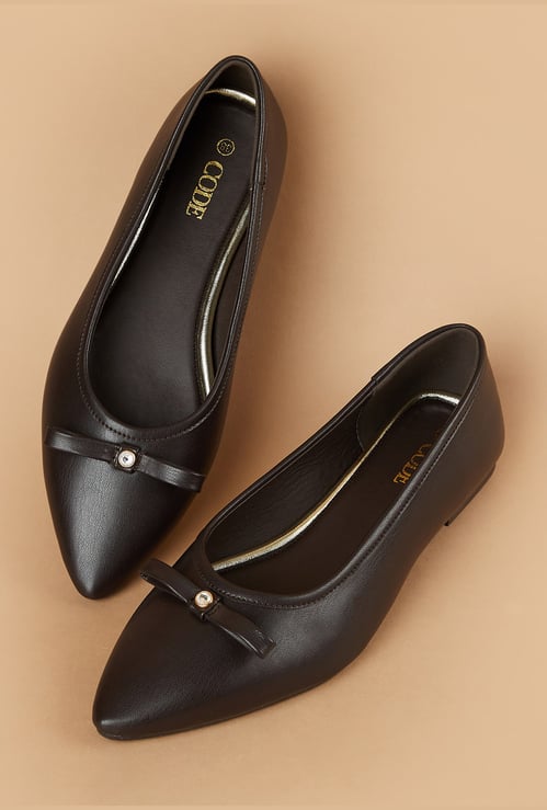 CODE Solid Pointed Toe Ballerinas