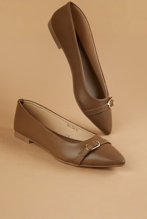 GINGER Buckle Design Ballerinas