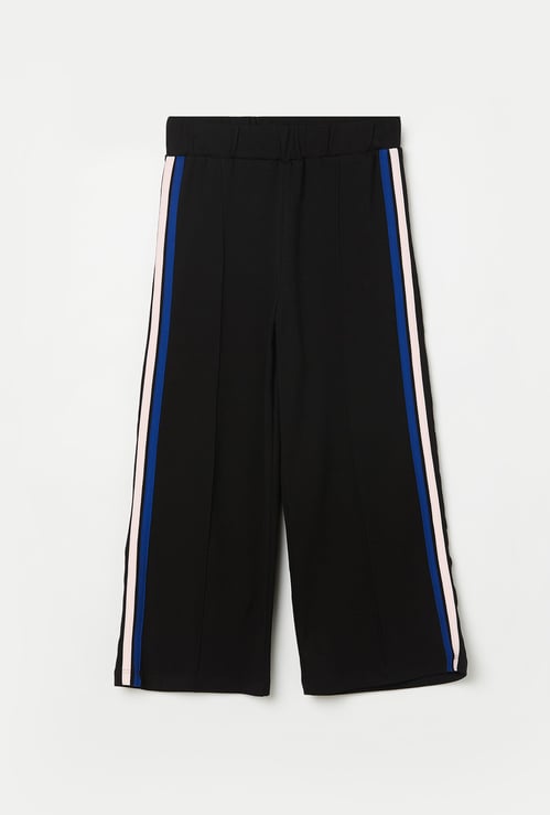 UNITED COLORS OF BENETTON Girls Solid Flat Front Trousers