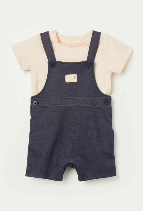 FS MINI KLUB Boys Solid Dungaree with T-shirt Set