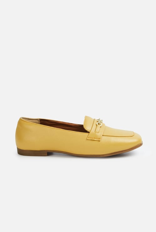 ALLEN SOLLY Metal Accent Loafers