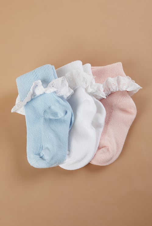 FAME FOREVER Lace Detail Ankle Length Socks - Pack of 3