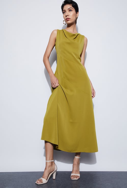 CODE Solid Sleeveless Midi Dress