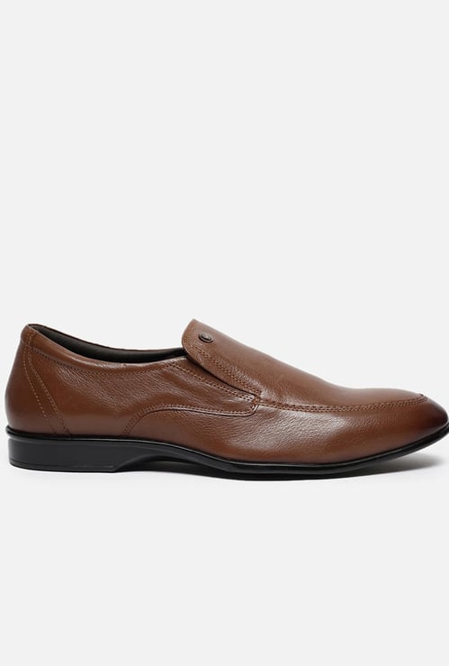 LOUIS PHILIPPE Solid Slip-Ons